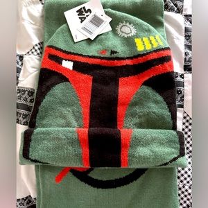 Star Wars Hat and Scarf Set NWT